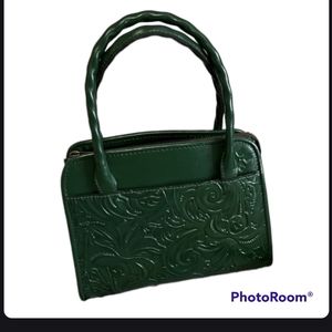Patricia nash paris satchel green